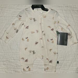 Modern Moments By Gerber Ivory Breakfast Zip One-Piece NB NWT